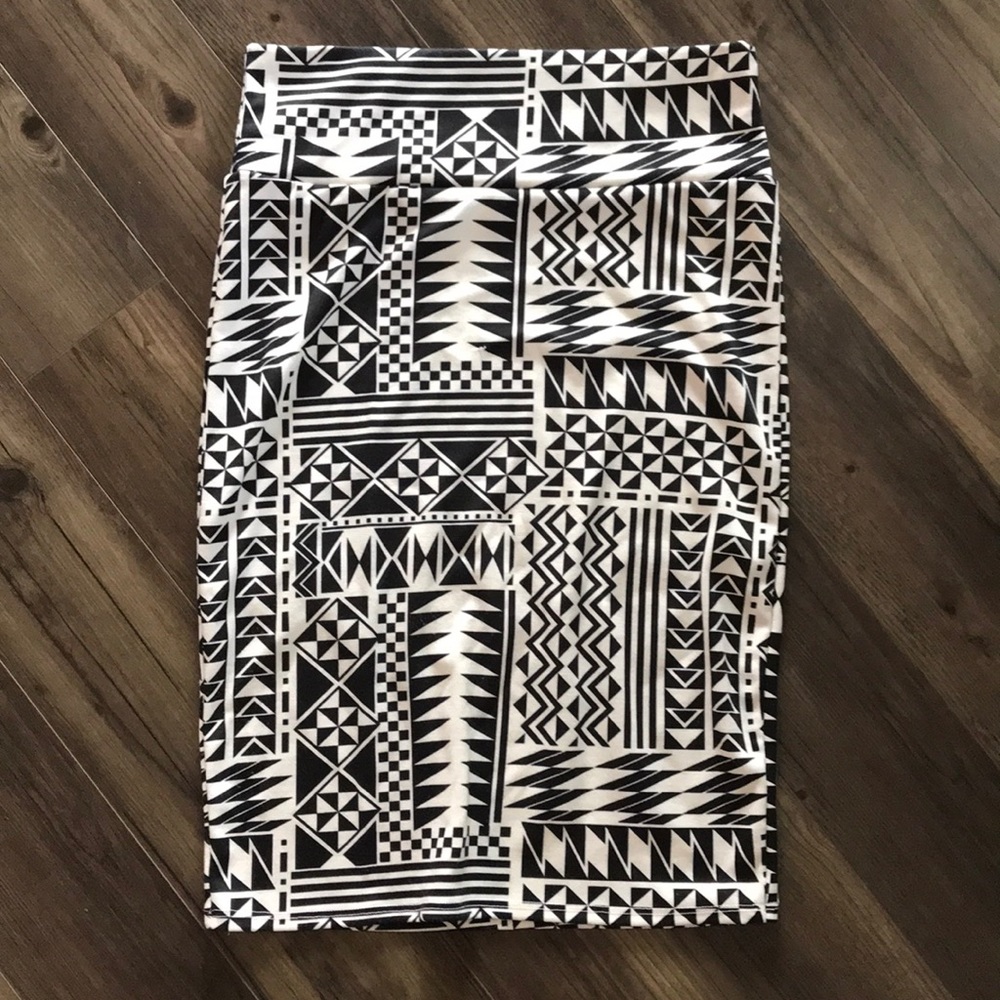 Lularoe Cassie Pencil Skirt-Small